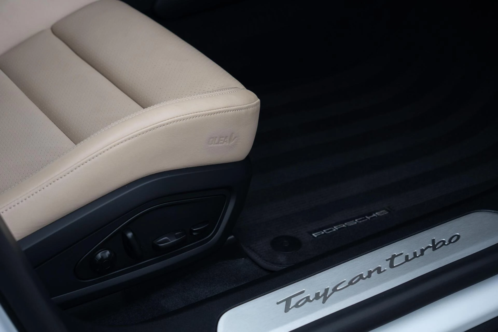 Hoofdafbeelding Porsche Taycan