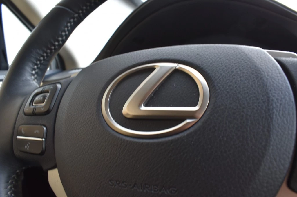 Hoofdafbeelding Lexus NX