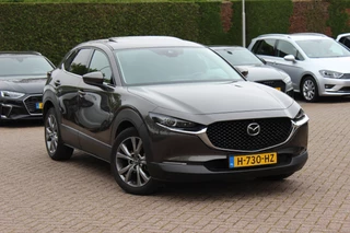 Mazda CX-30 2.0 e-SkyActiv-X M Hybrid Luxury / Trekhaak / Schuifdak / 360Camera / Head-up / Leder / 18'' / Navigatie / Stoelverwarming / DAB / ACC