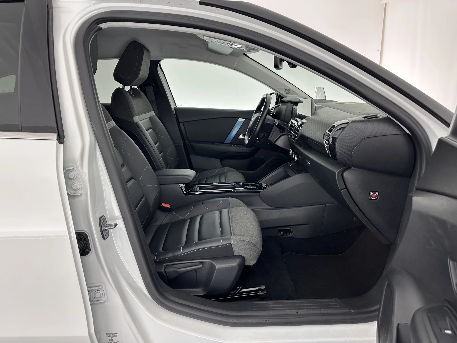 Hoofdafbeelding Citroën ë-C4