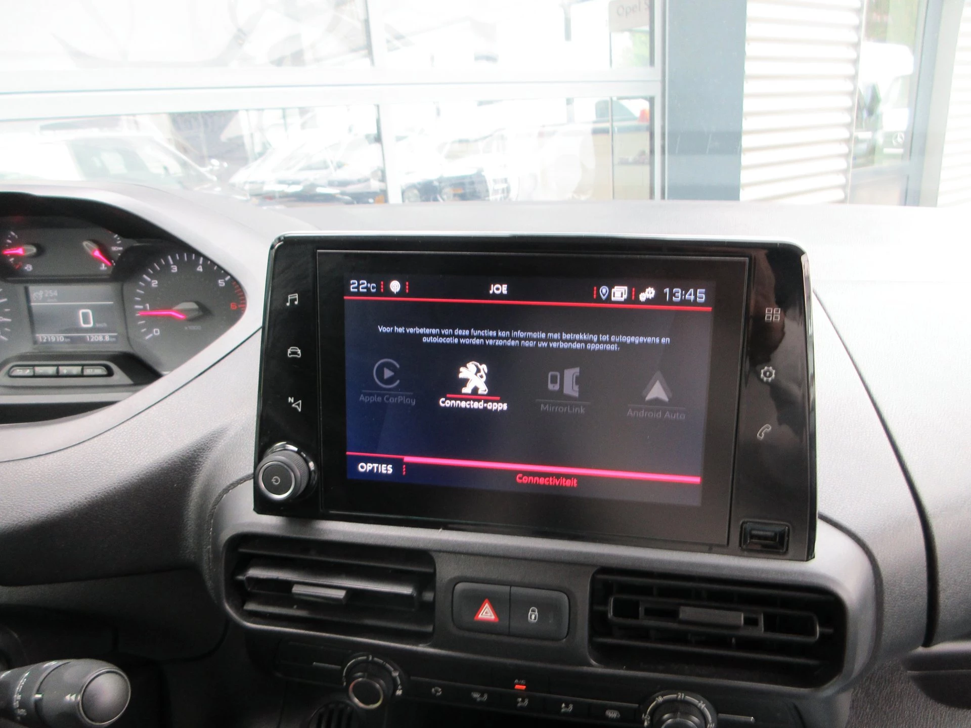 Hoofdafbeelding Peugeot Partner