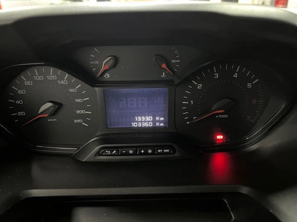 Hoofdafbeelding Peugeot Partner