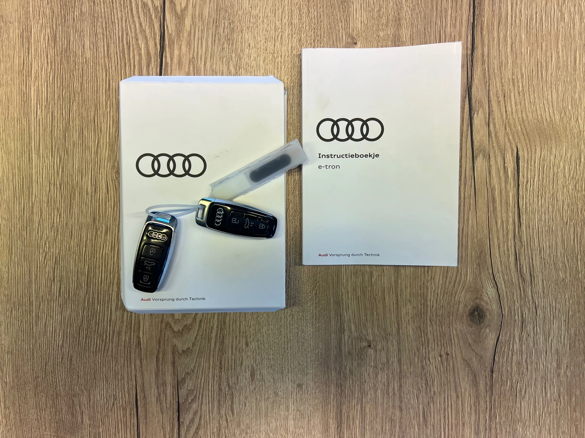 Hoofdafbeelding Audi e-tron