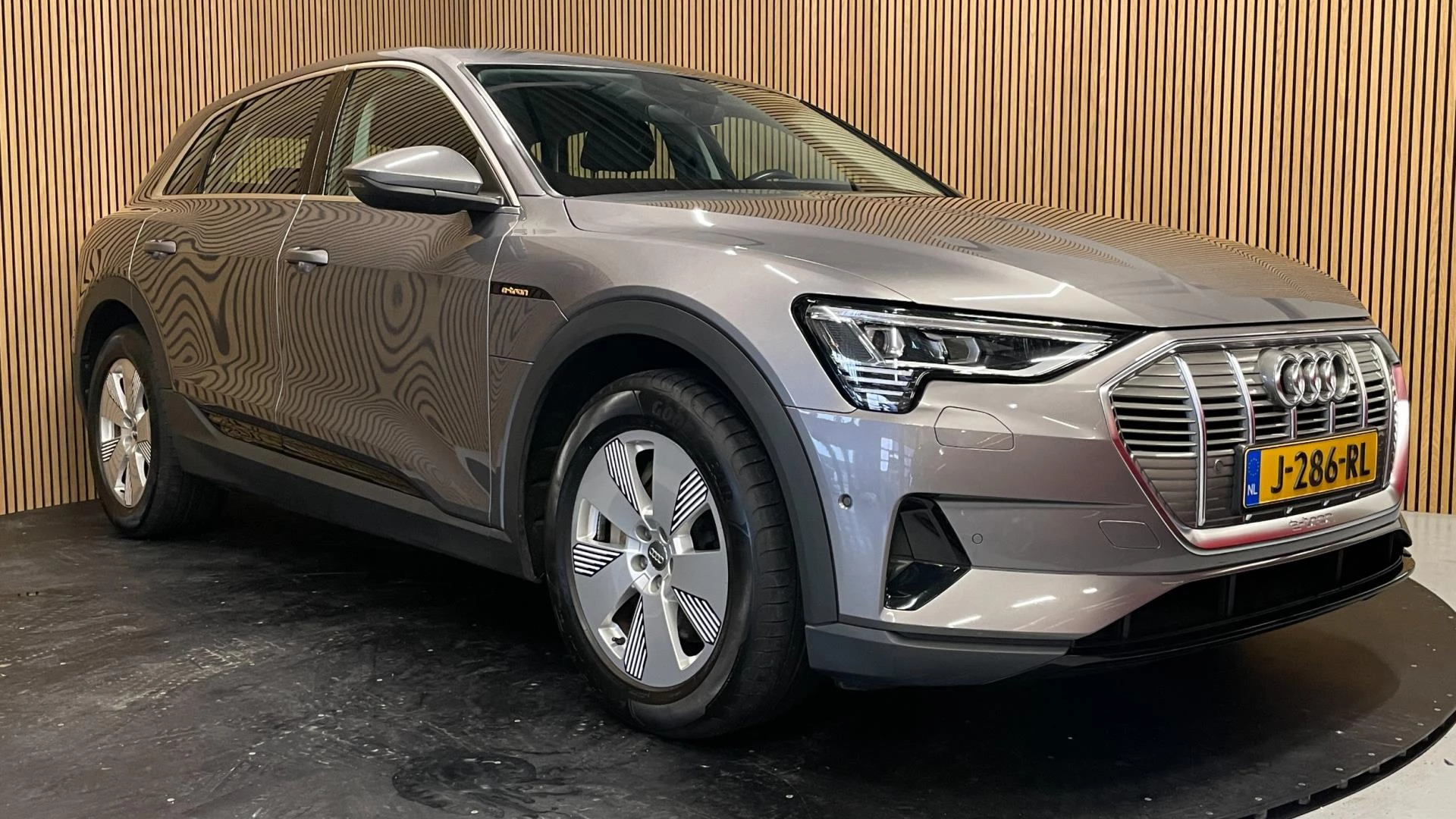 Hoofdafbeelding Audi e-tron