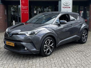 Toyota C-HR 1.8 Hybrid STYLE TREKHAAK STOEL/STUURVERW KEYLESS BLIND SPOT 18'' LM-VELGEN NAVI CAMERA PARK-SENSOREN