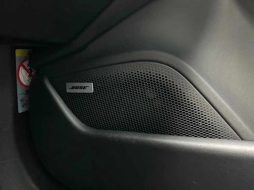 Hoofdafbeelding Porsche Taycan