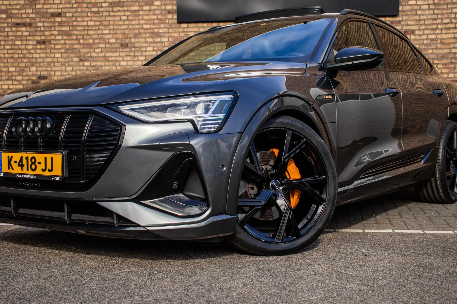 Hoofdafbeelding Audi e-tron