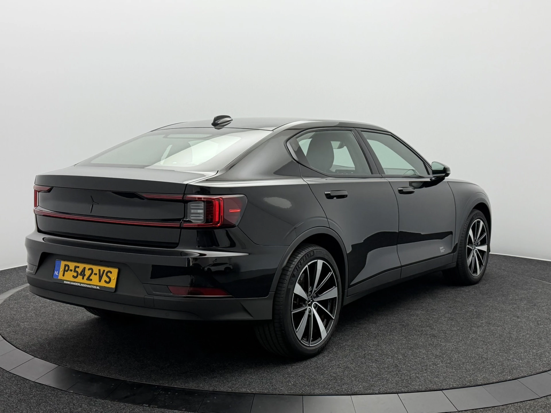 Hoofdafbeelding Polestar 2