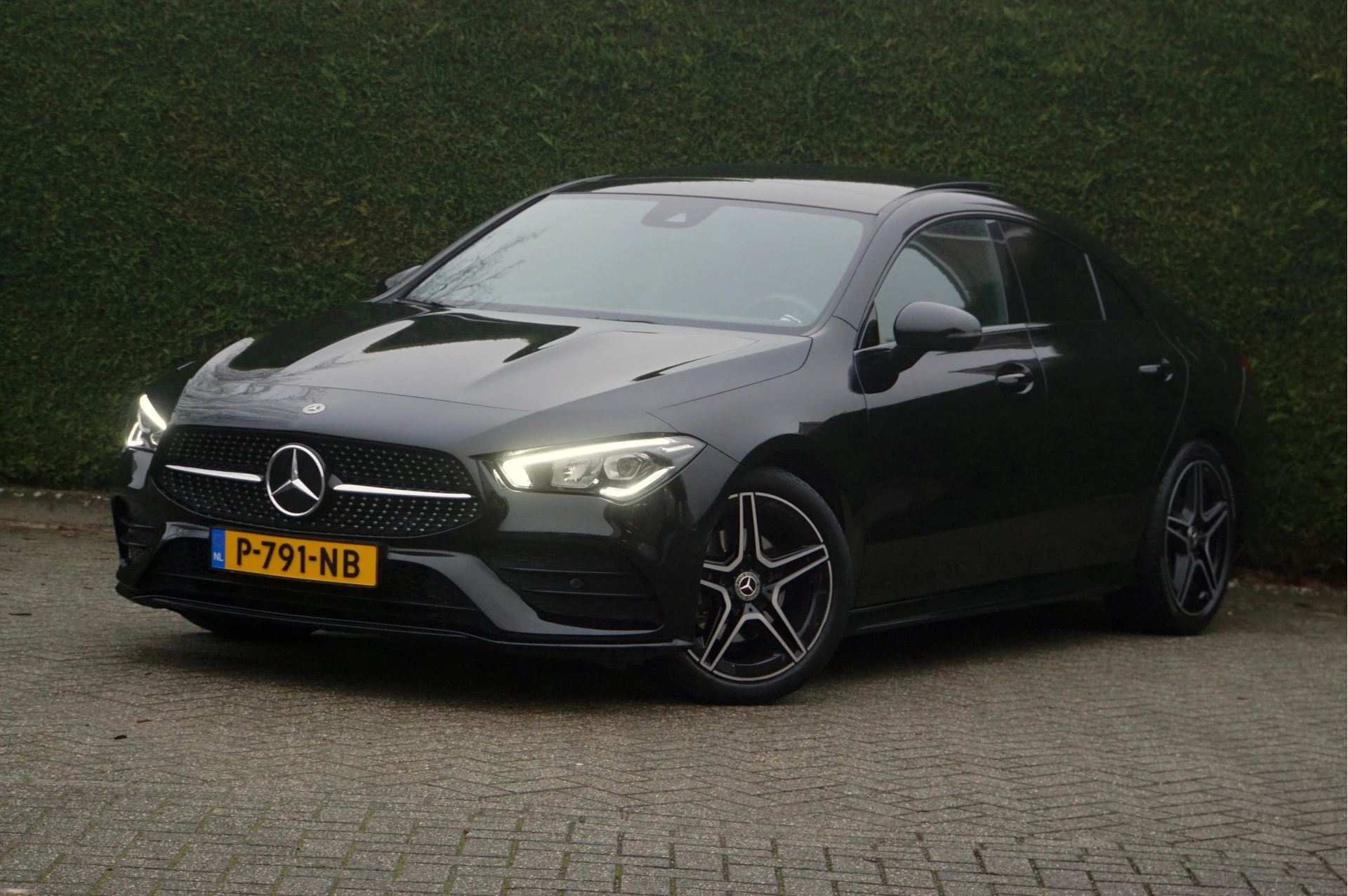 Hoofdafbeelding Mercedes-Benz CLA