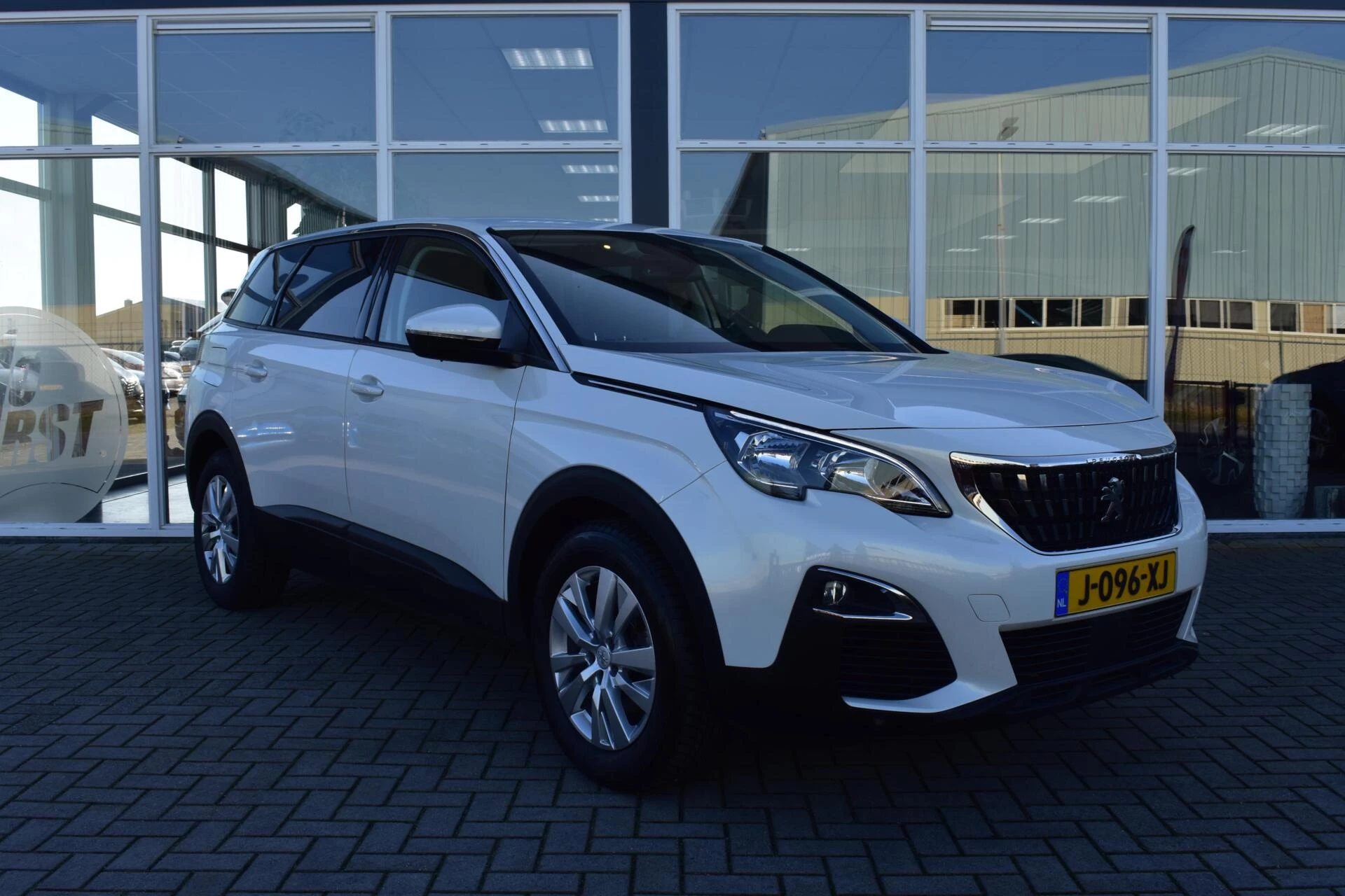 Hoofdafbeelding Peugeot 5008