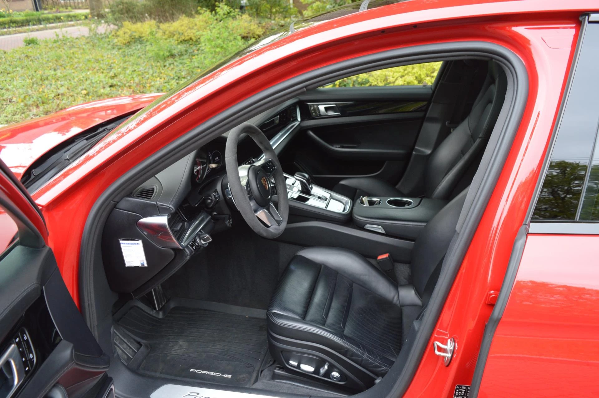 Hoofdafbeelding Porsche Panamera
