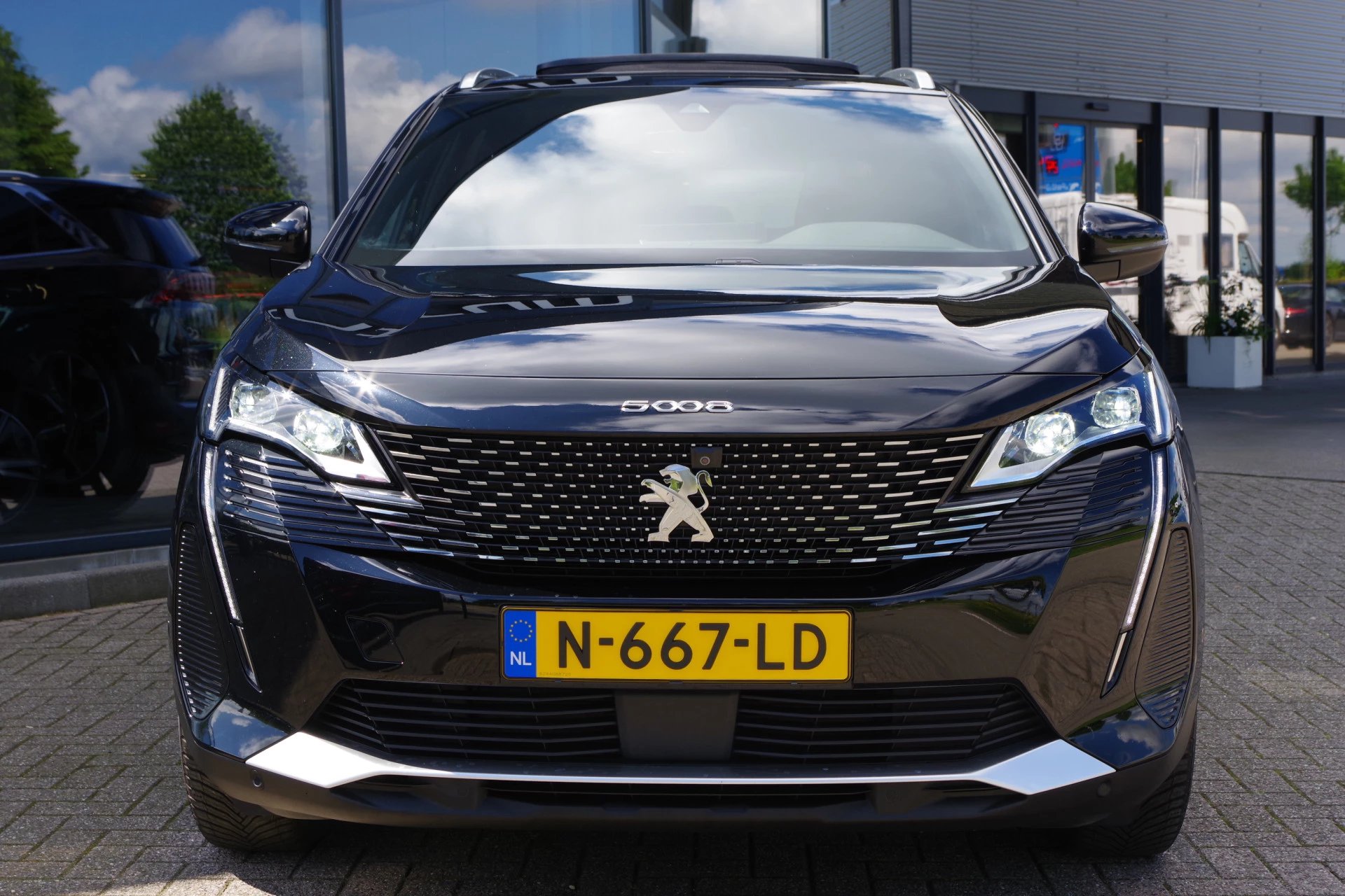 Hoofdafbeelding Peugeot 5008