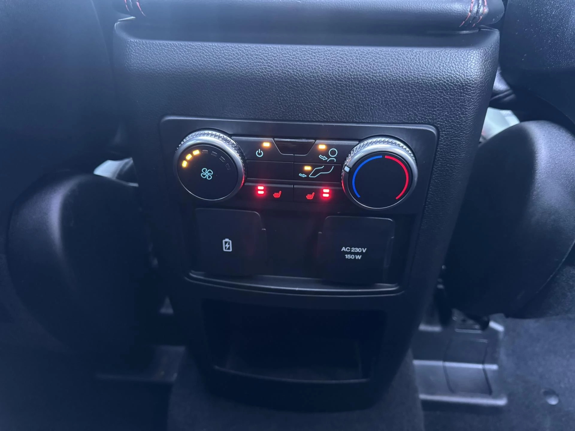 Hoofdafbeelding Ford Explorer