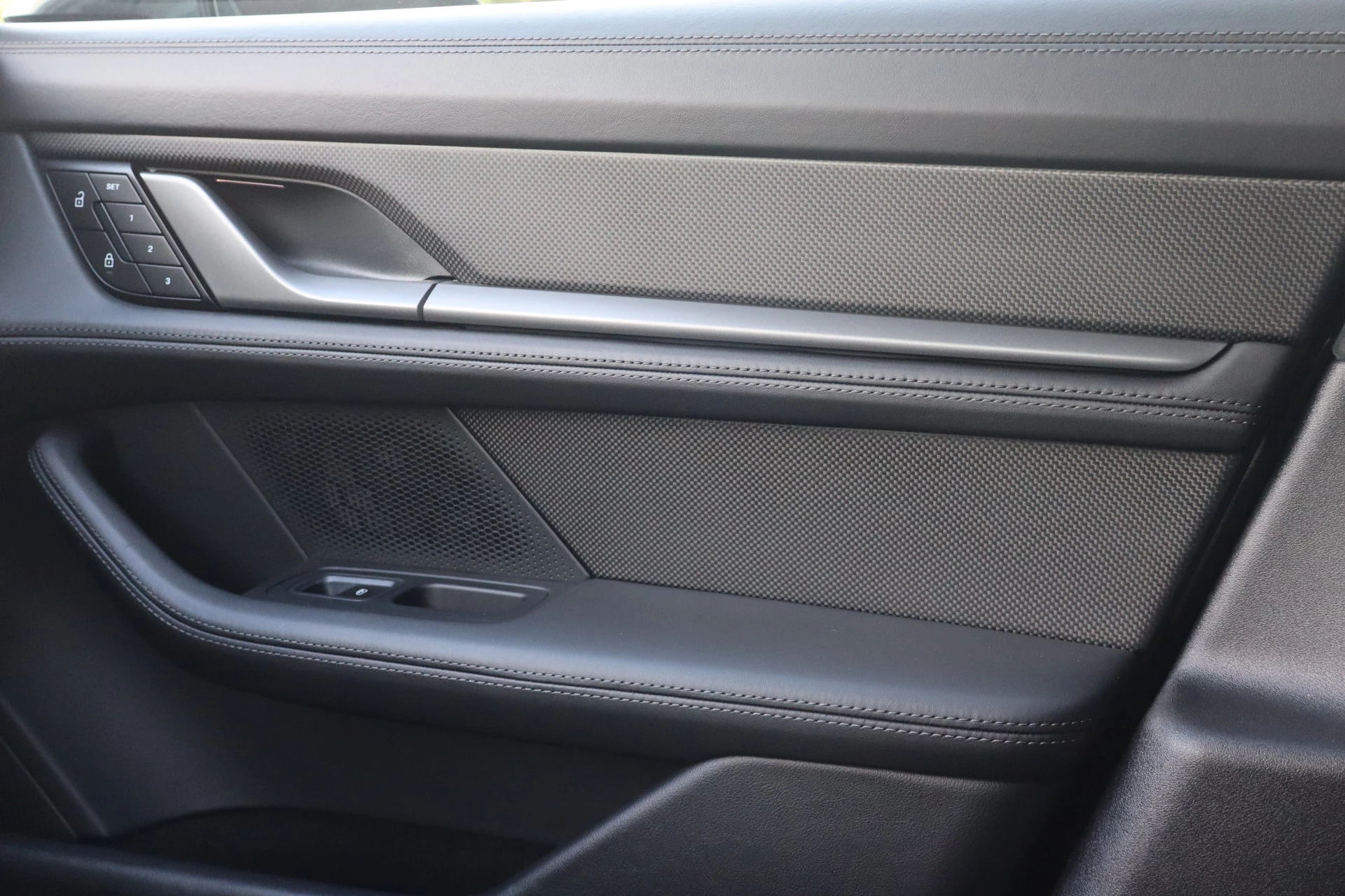 Hoofdafbeelding Porsche Taycan