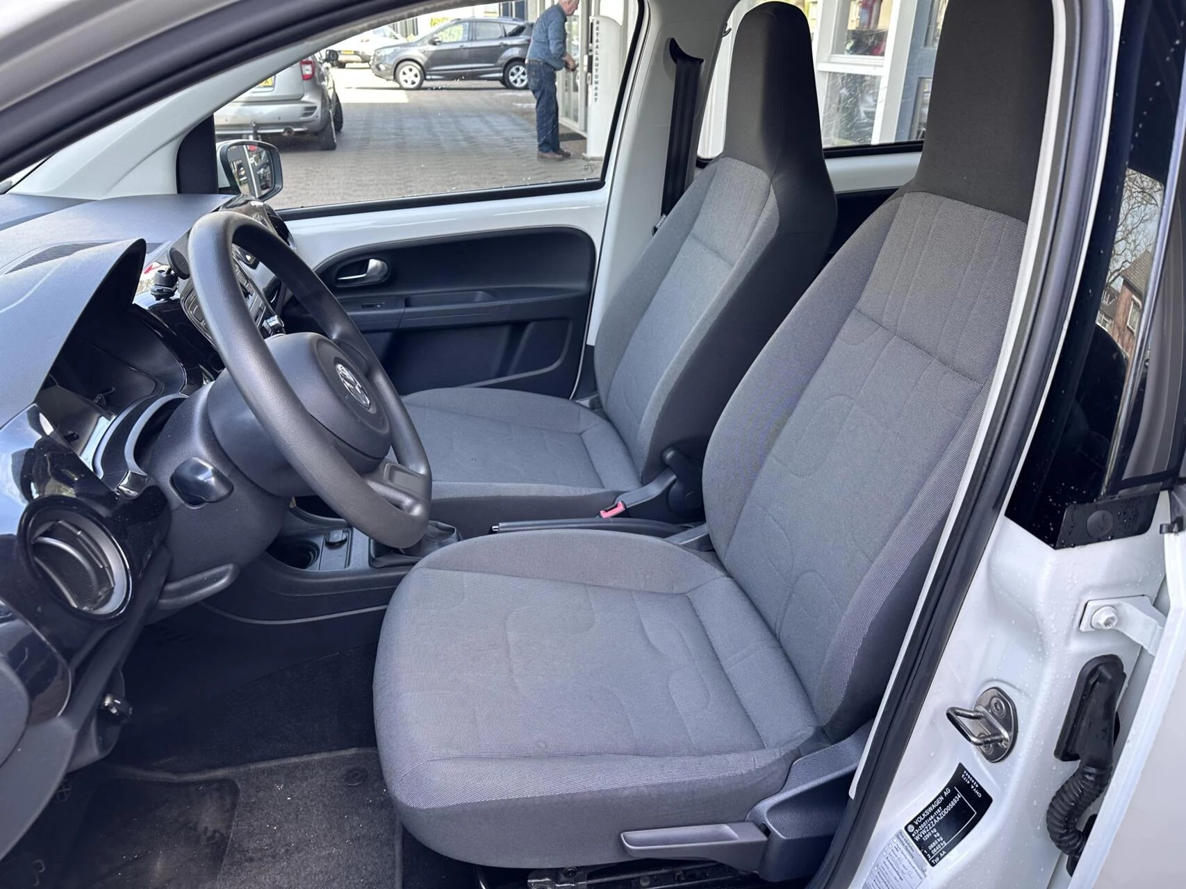 Hoofdafbeelding Volkswagen up!