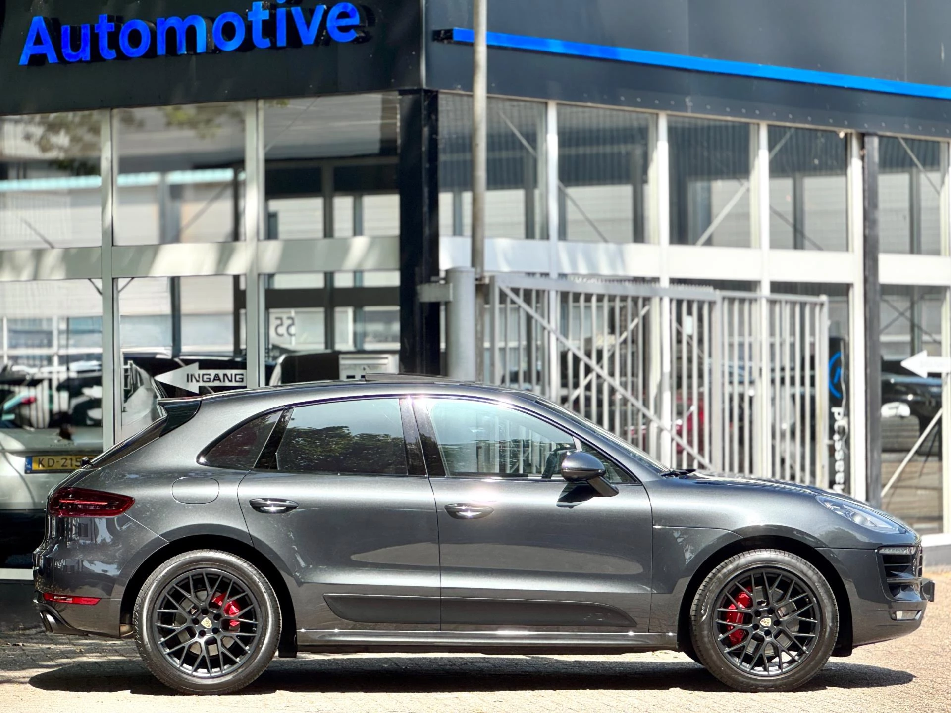 Hoofdafbeelding Porsche Macan