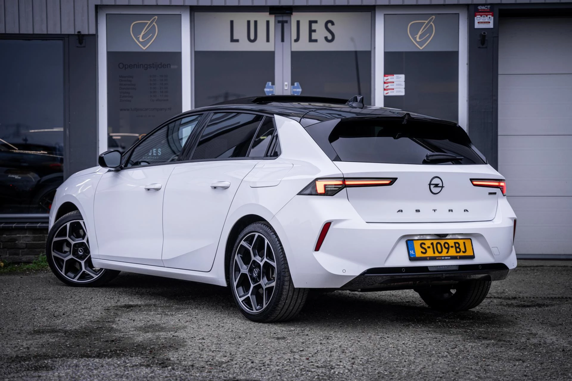 Hoofdafbeelding Opel Astra