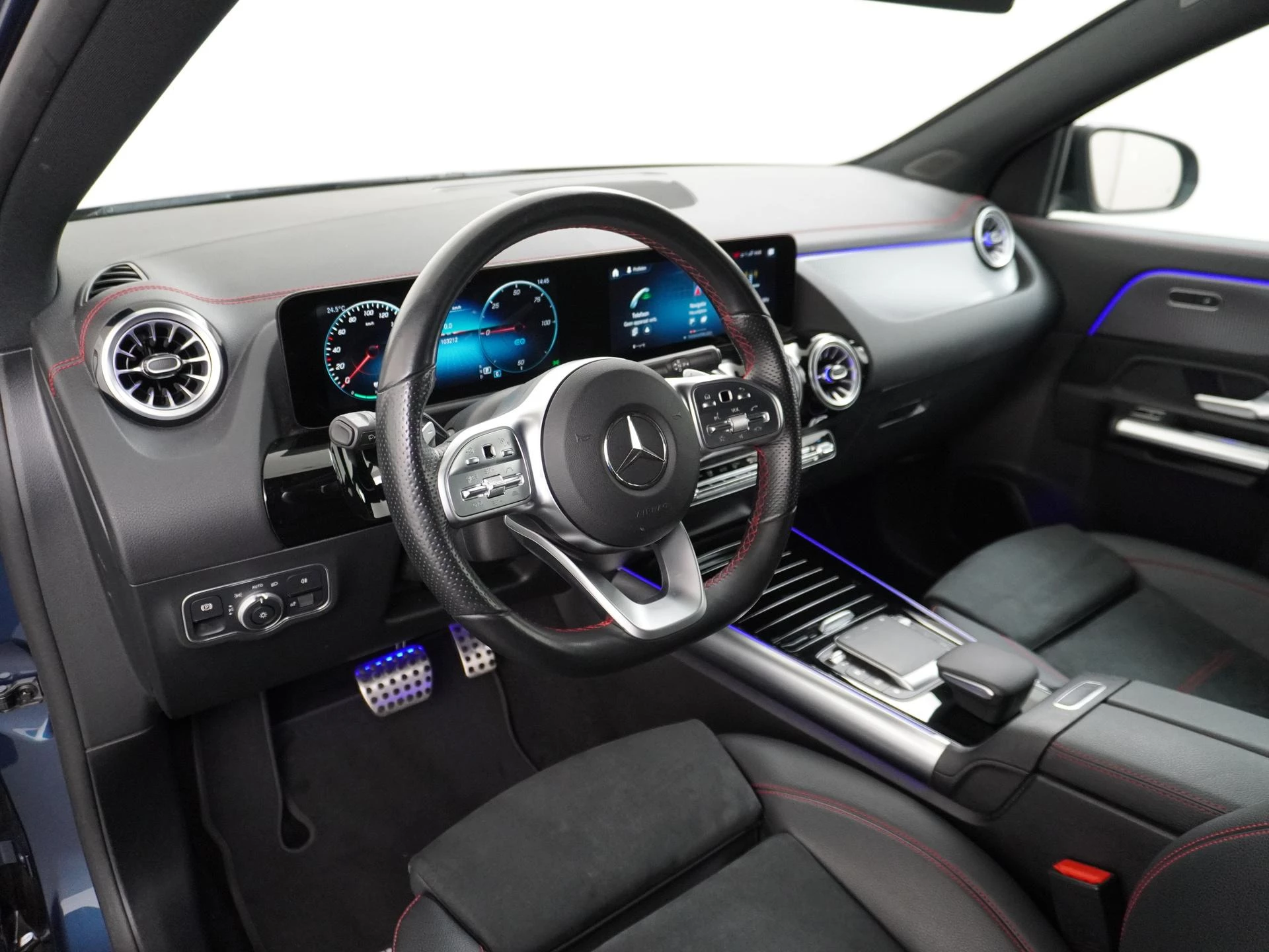 Hoofdafbeelding Mercedes-Benz EQA