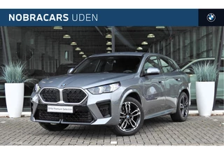BMW X2 sDrive20i M Sport Automaat / Trekhaak / Sportstoelen / Achteruitrijcamera / M Adaptief onderstel / Stoelverwarming