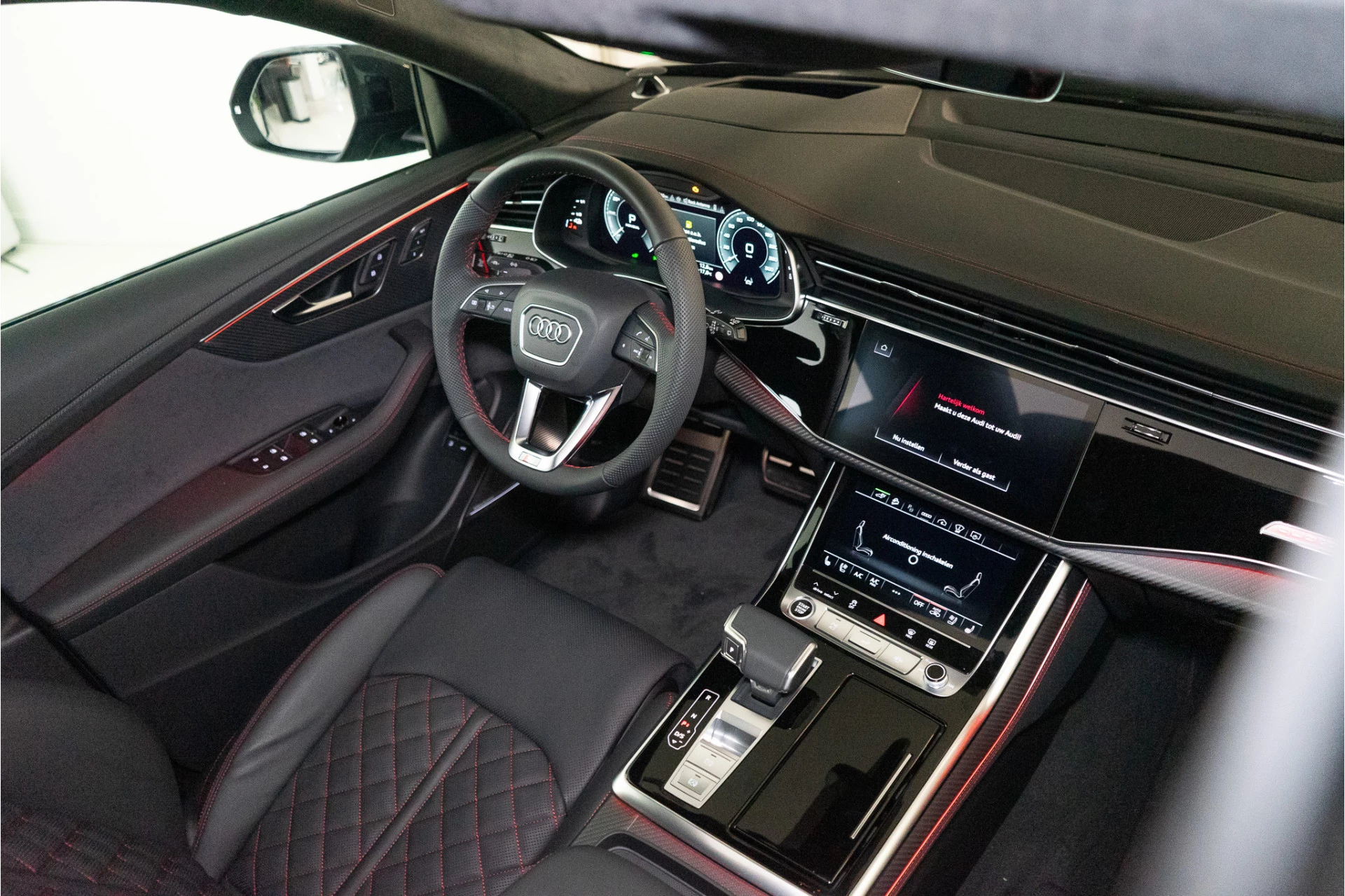 Hoofdafbeelding Audi Q8