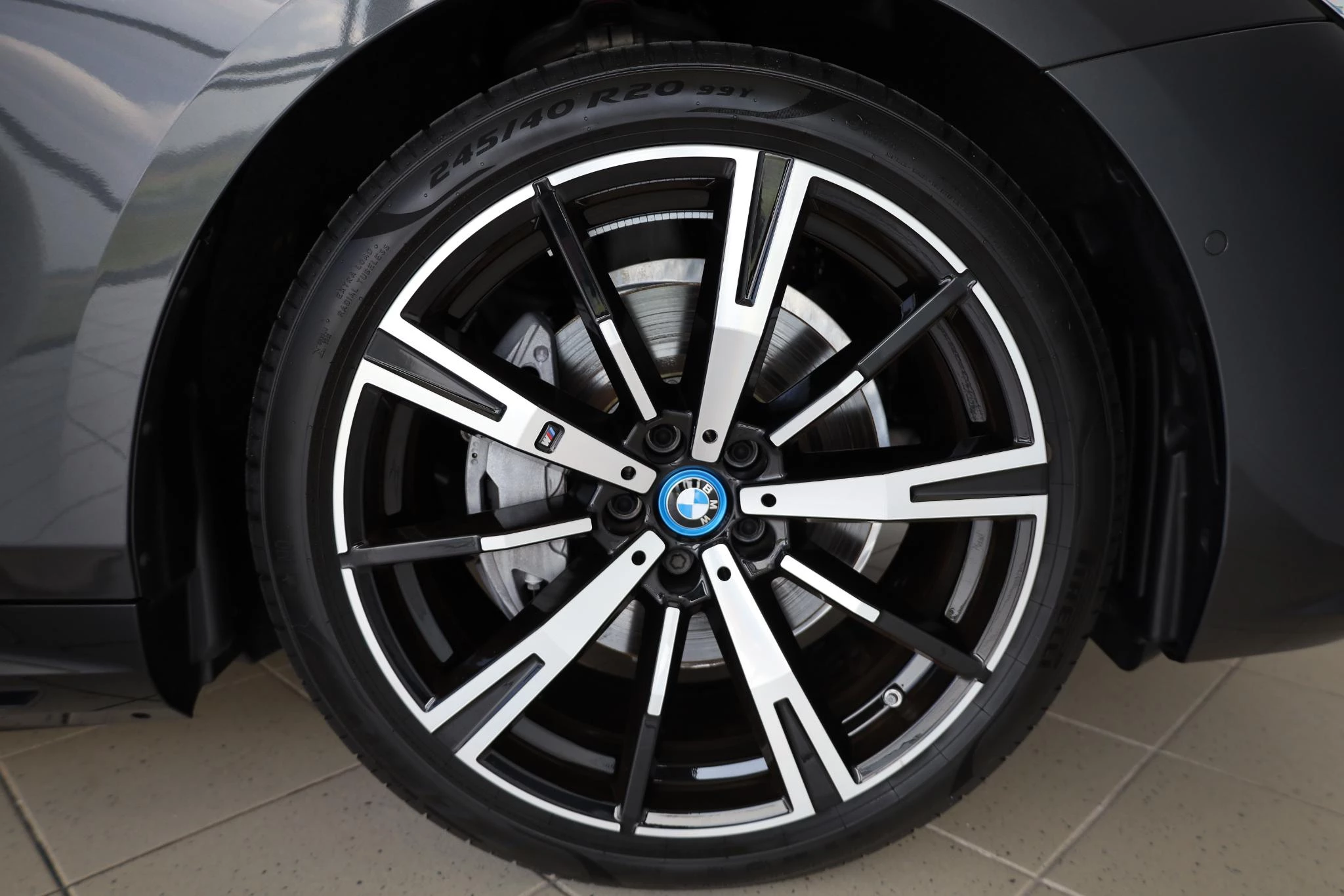 Hoofdafbeelding BMW i5
