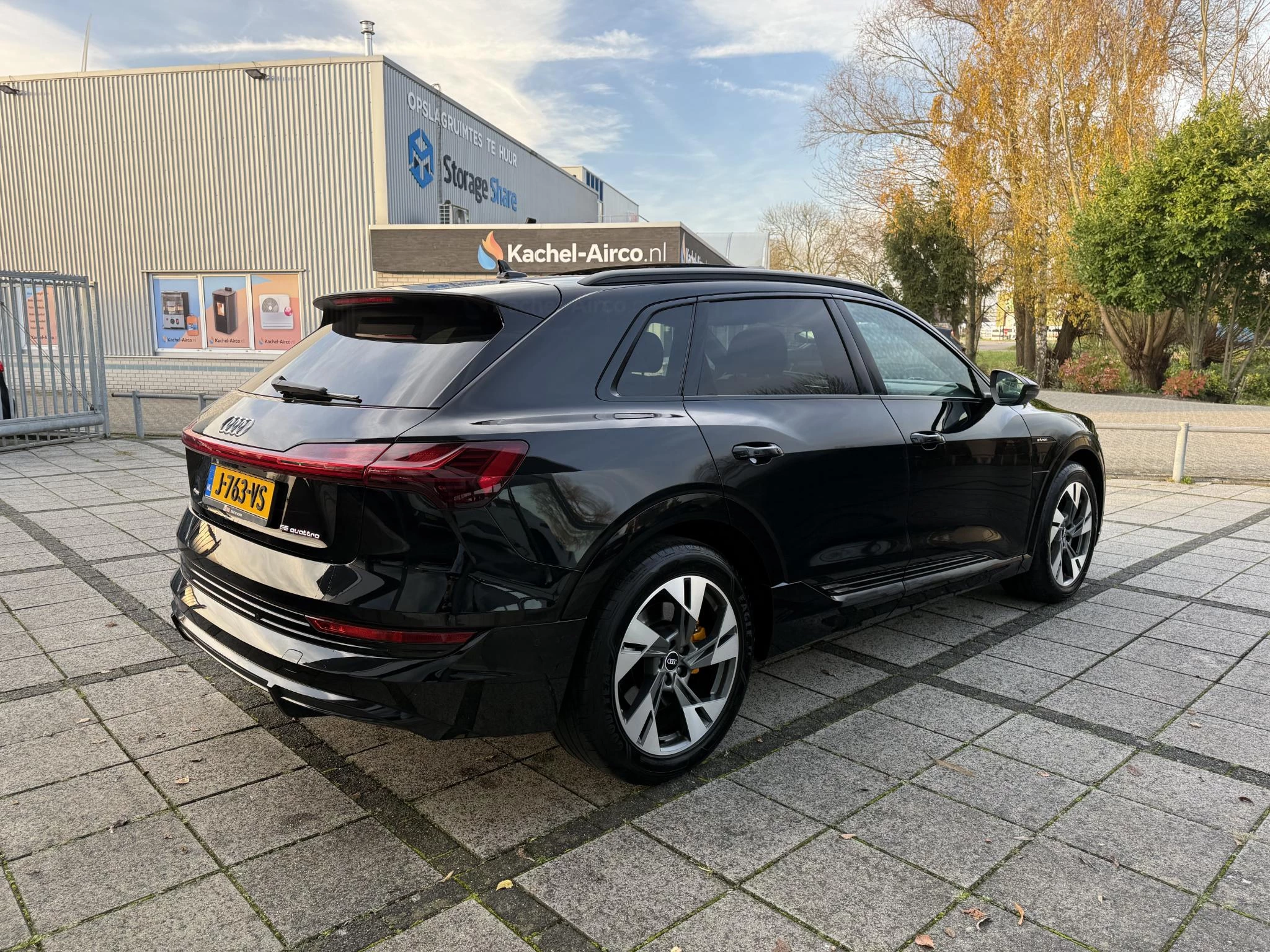 Hoofdafbeelding Audi e-tron