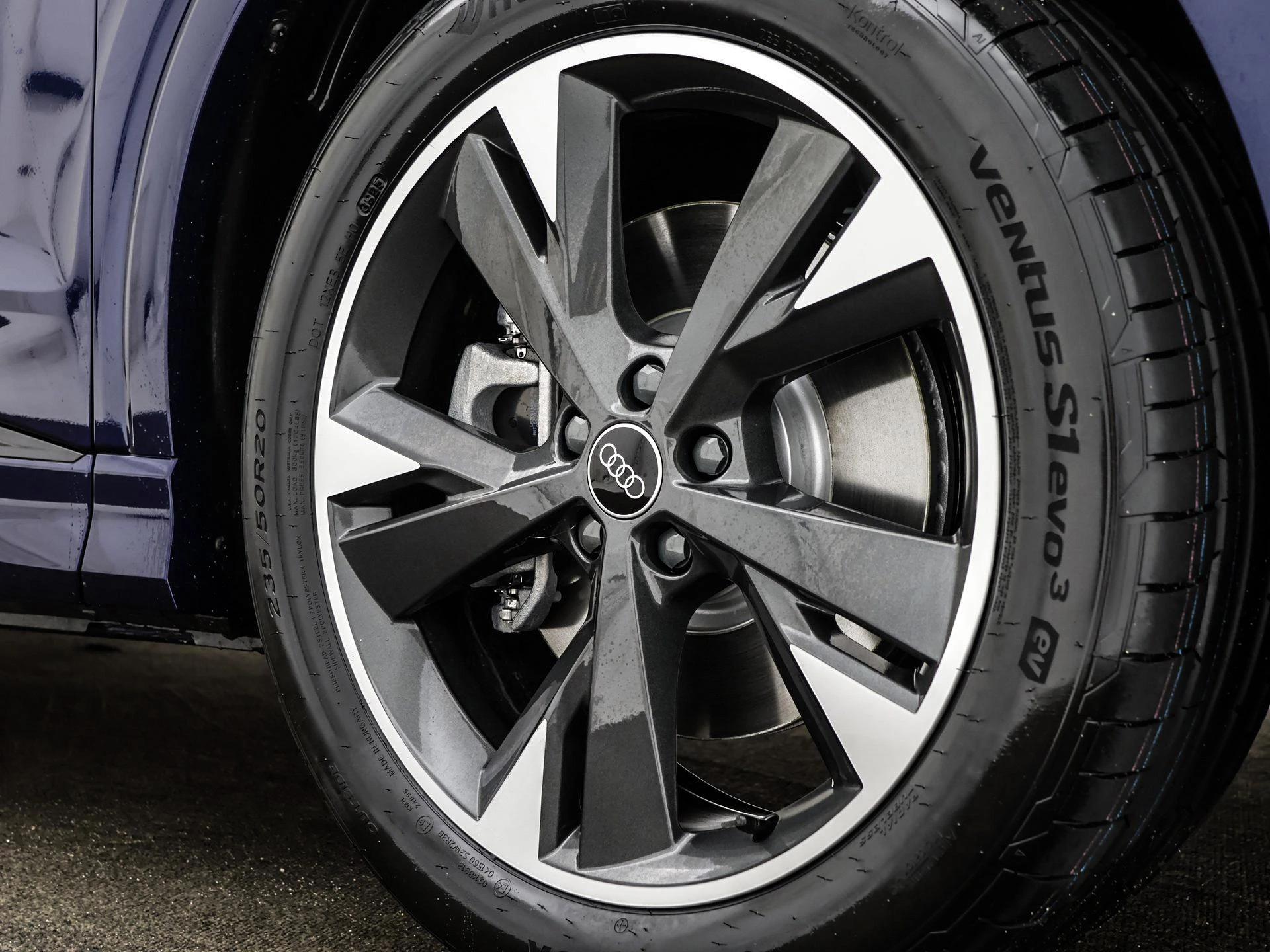 Hoofdafbeelding Audi Q4 e-tron