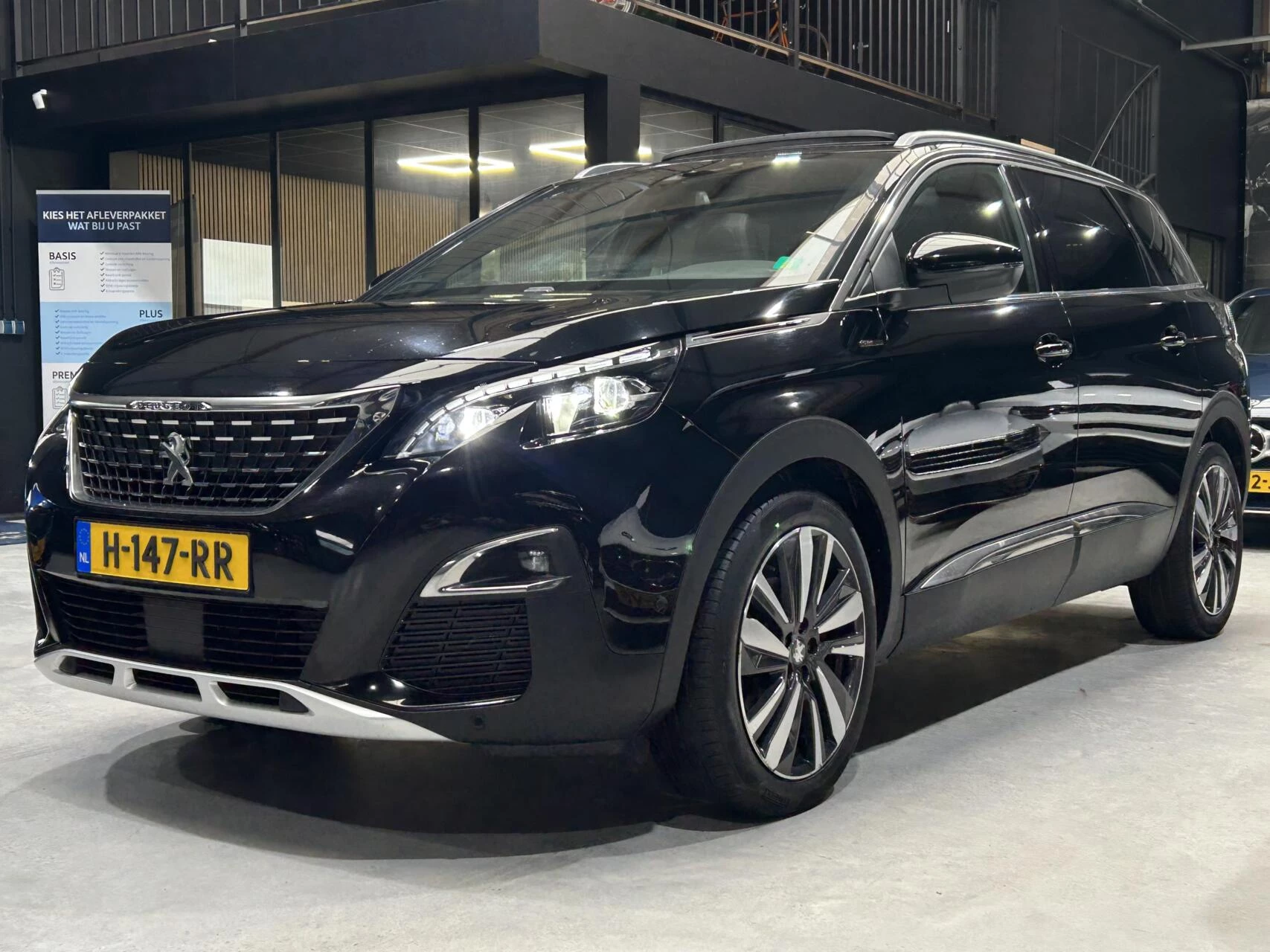 Hoofdafbeelding Peugeot 5008