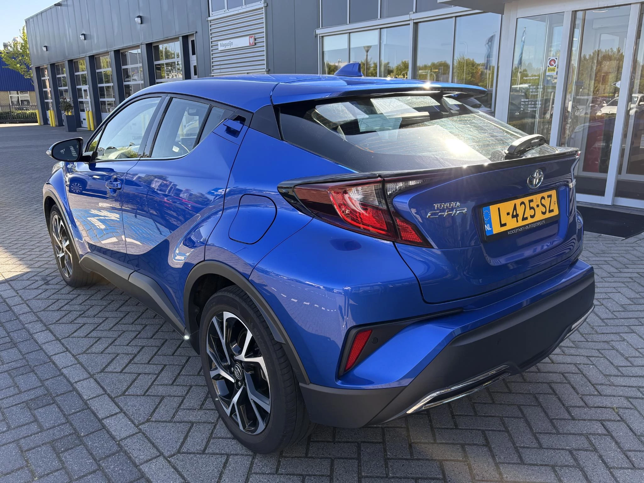 Hoofdafbeelding Toyota C-HR