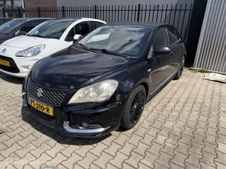 Suzuki Kizashi 2.4 Sport automaat motor slaat niet aan