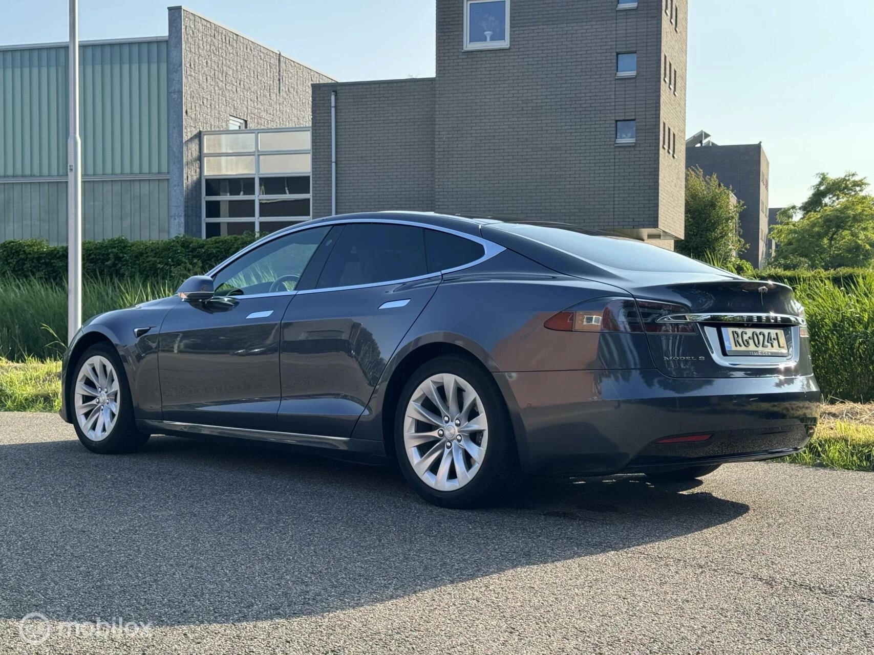 Hoofdafbeelding Tesla Model S