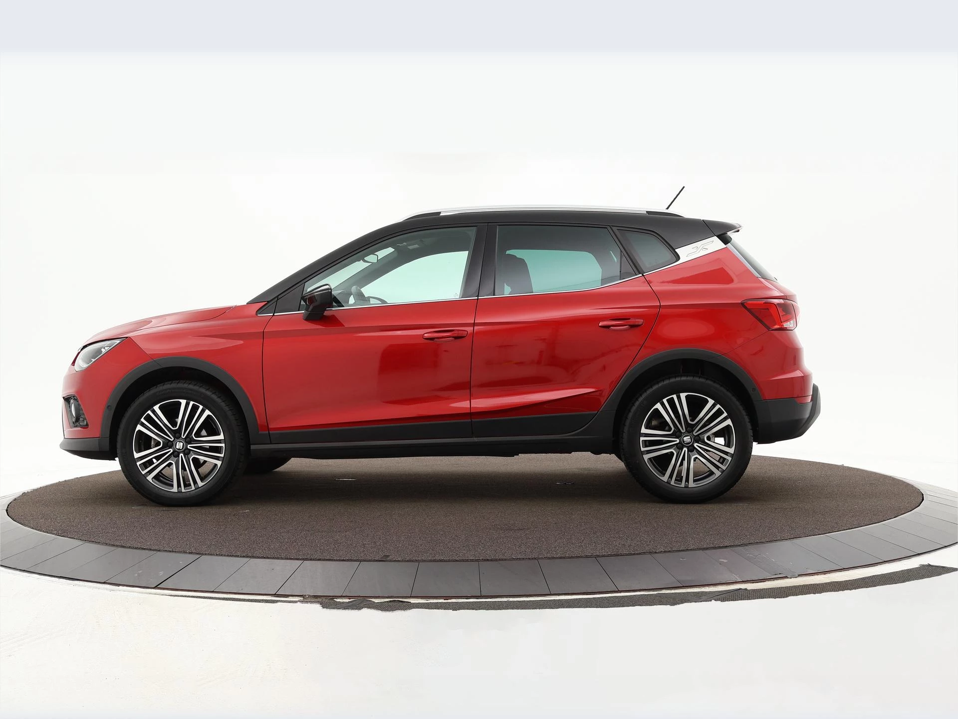 Hoofdafbeelding SEAT Arona