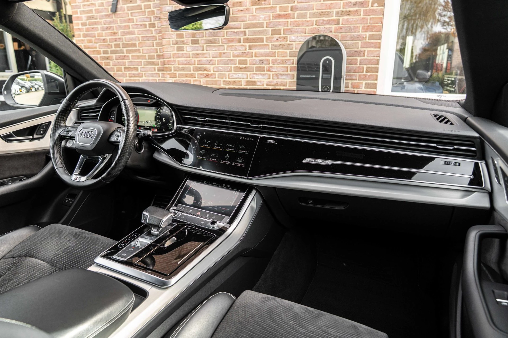 Hoofdafbeelding Audi Q8