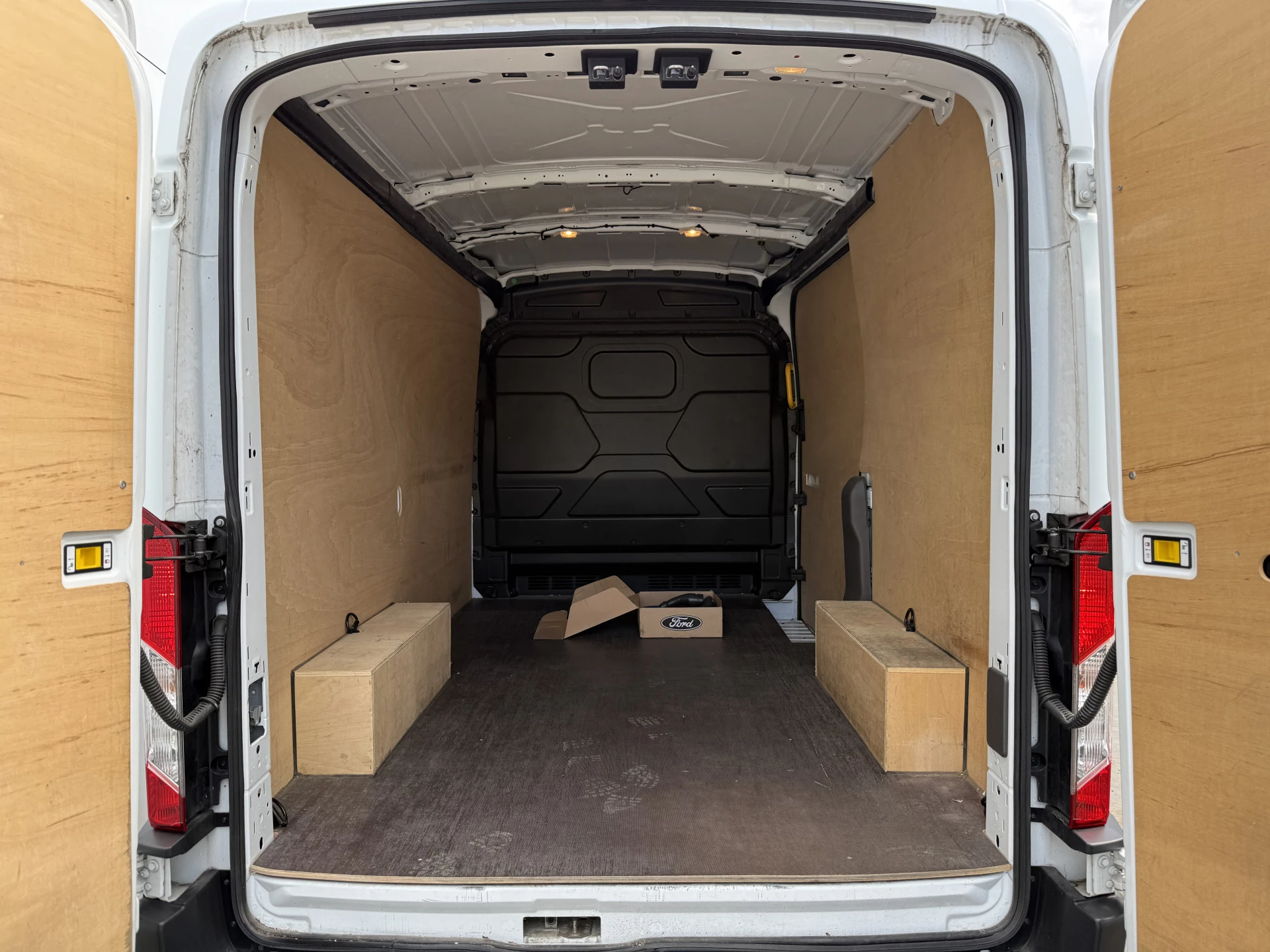 Hoofdafbeelding Ford E-Transit