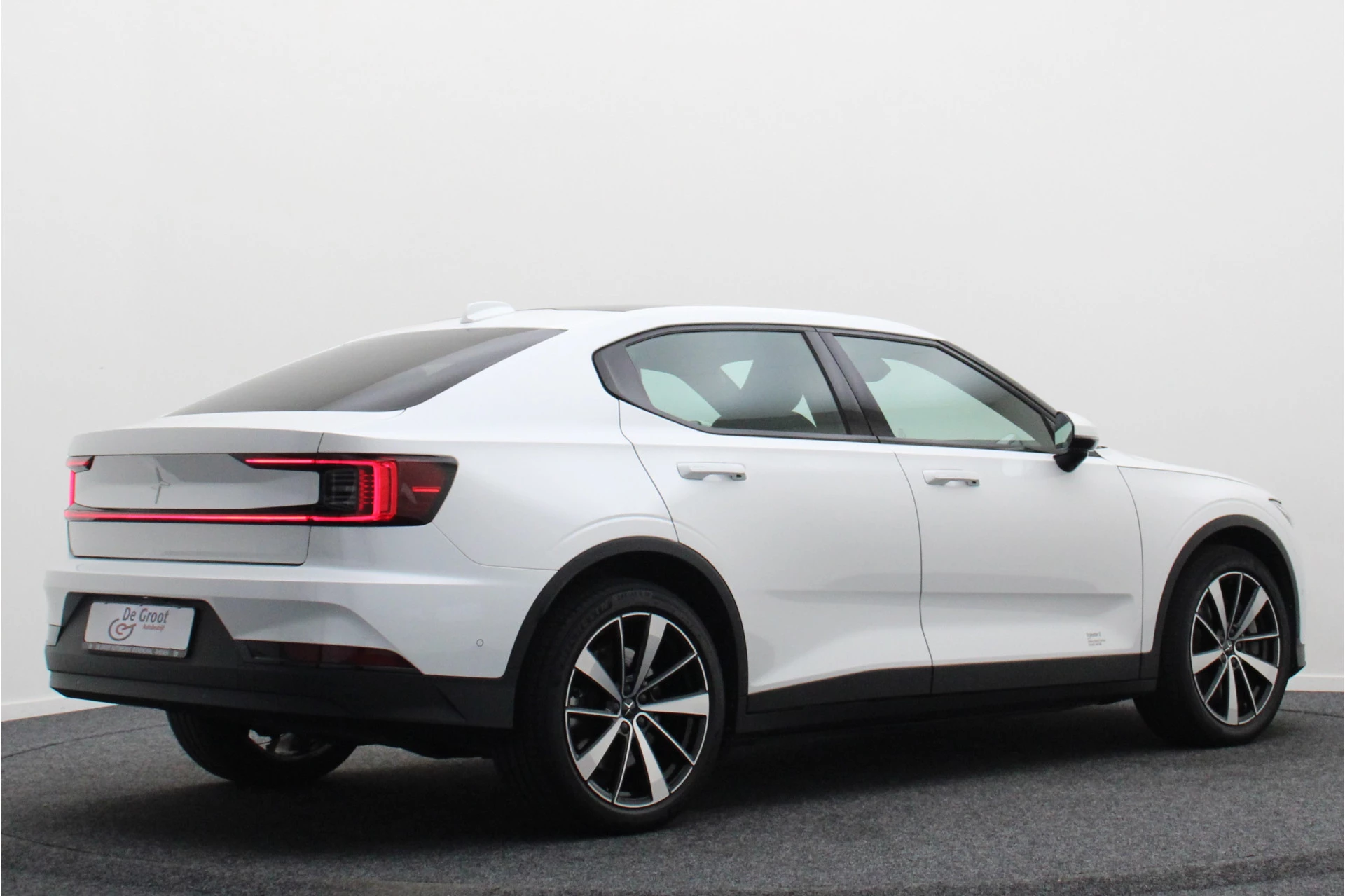 Hoofdafbeelding Polestar 2