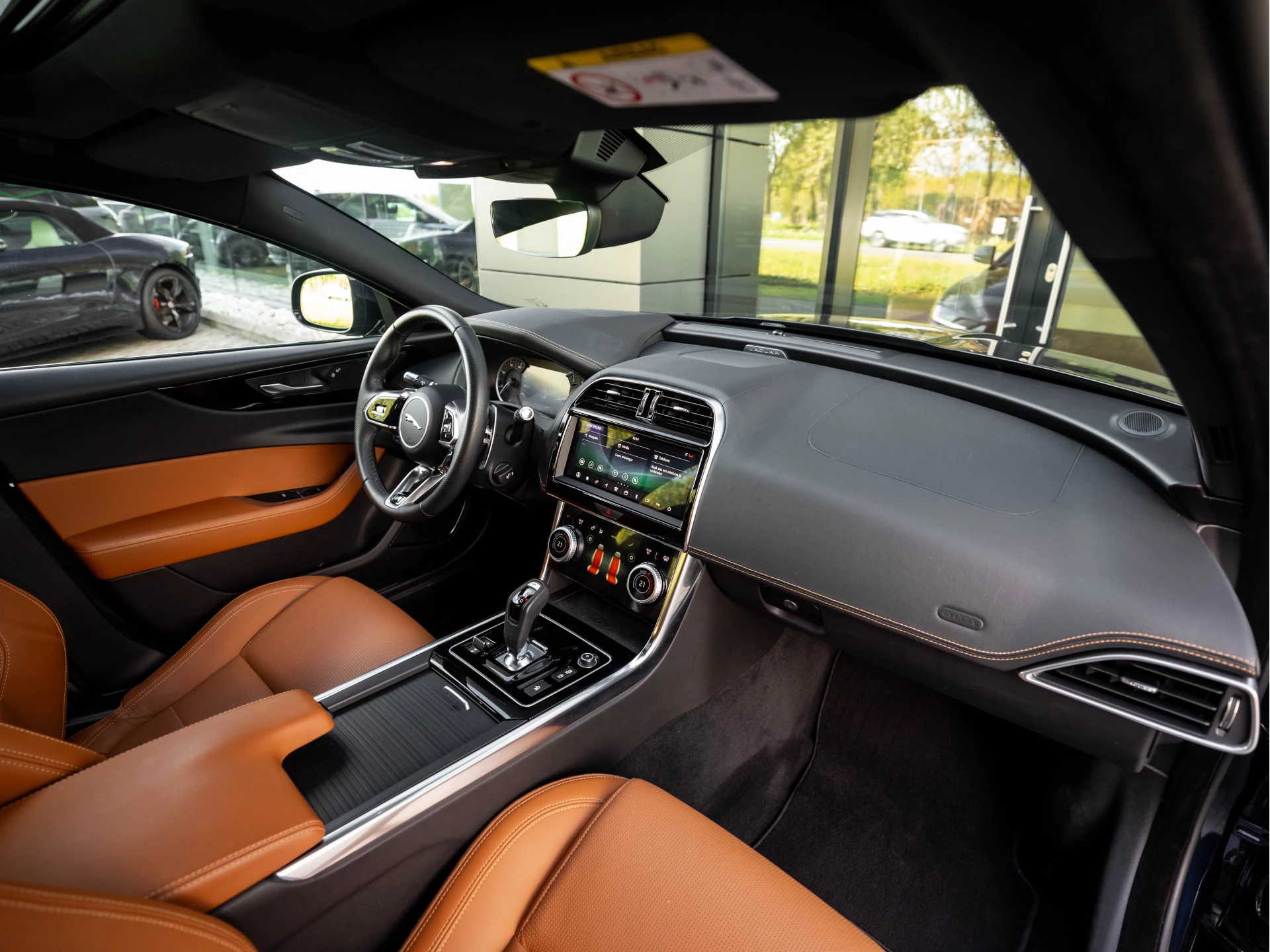 Hoofdafbeelding Jaguar XE
