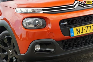 Citroen C3 1.2 PureTech S&S 110pk Shine - Orange Power/Noir - Panorama