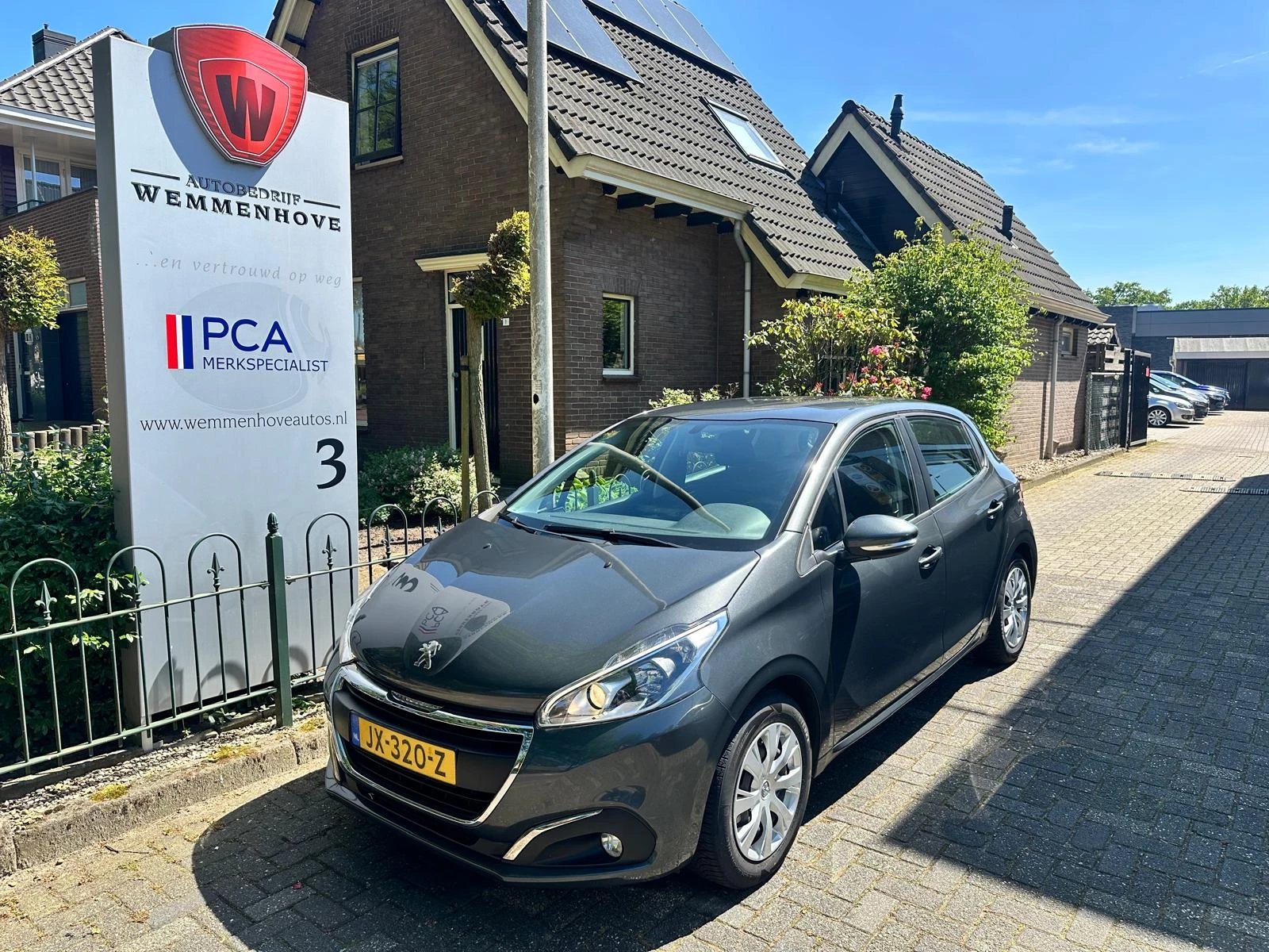 Hoofdafbeelding Peugeot 208