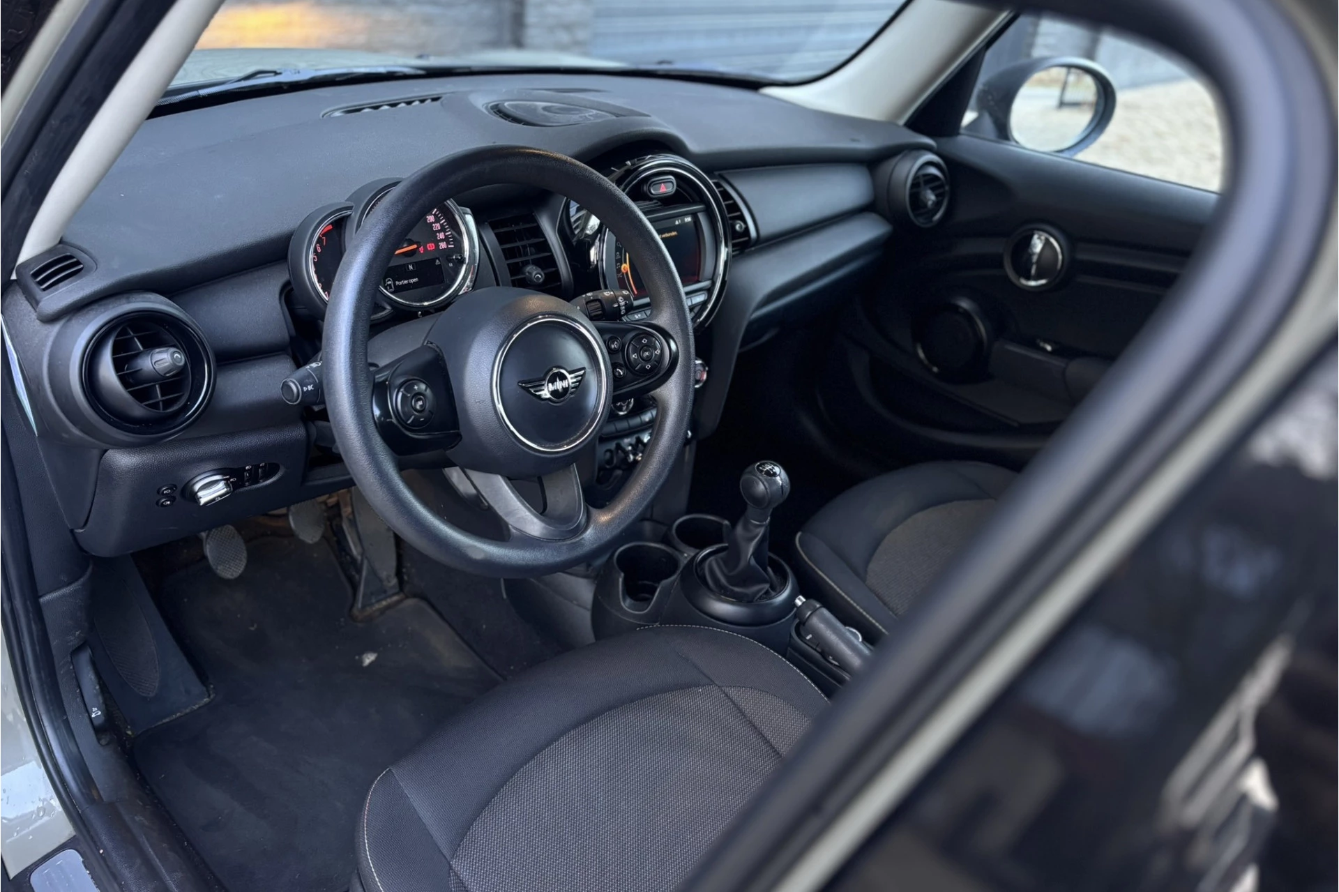 Hoofdafbeelding MINI One