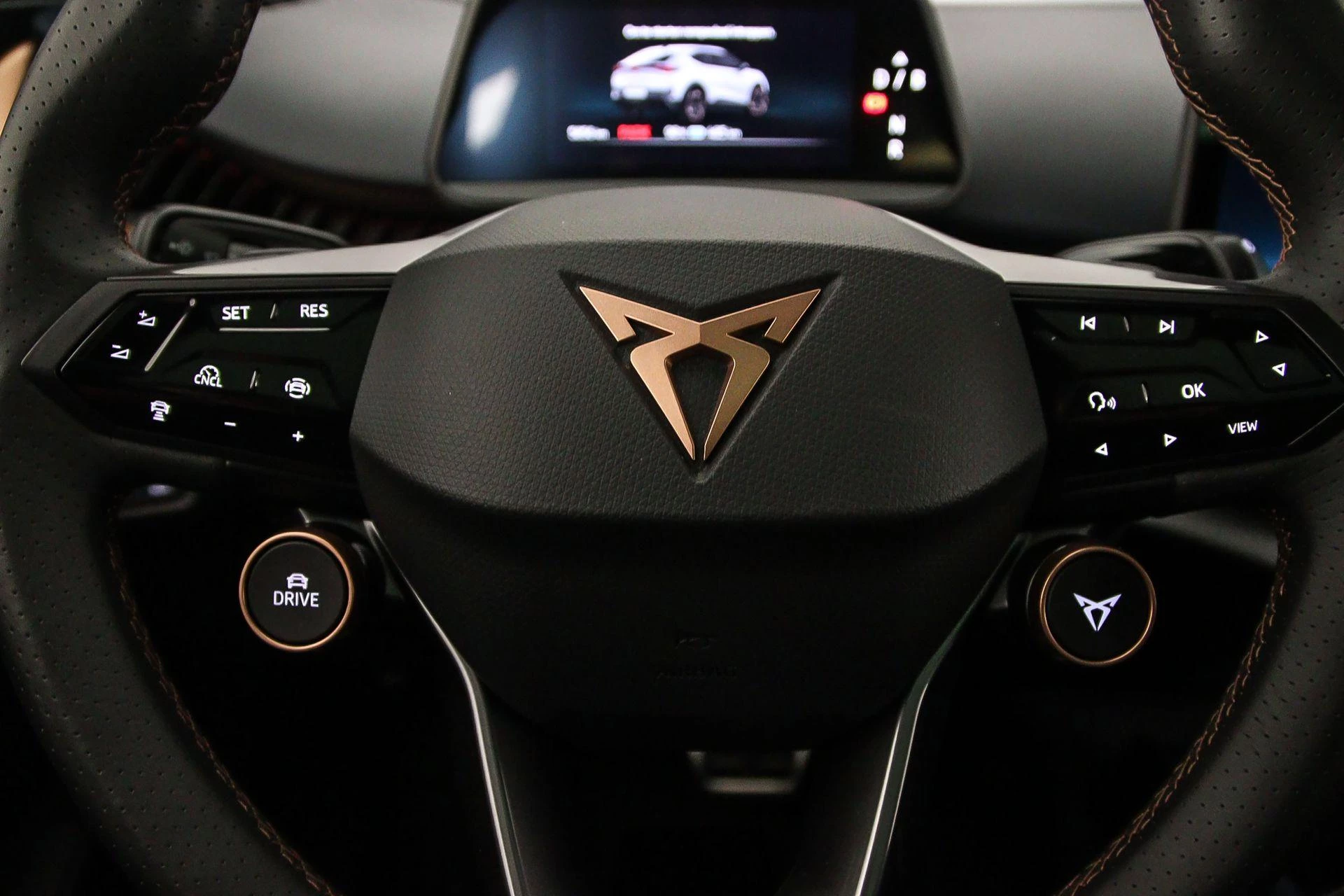 Hoofdafbeelding CUPRA Tavascan