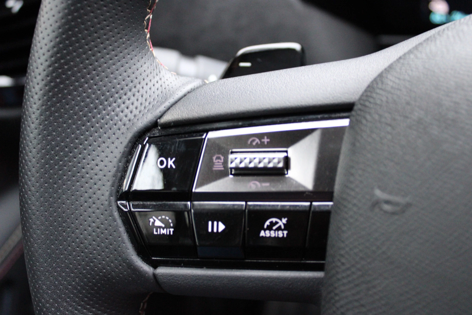 Hoofdafbeelding DS DS 4