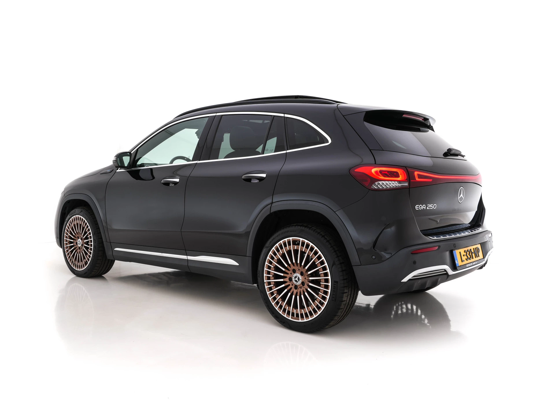 Hoofdafbeelding Mercedes-Benz EQA