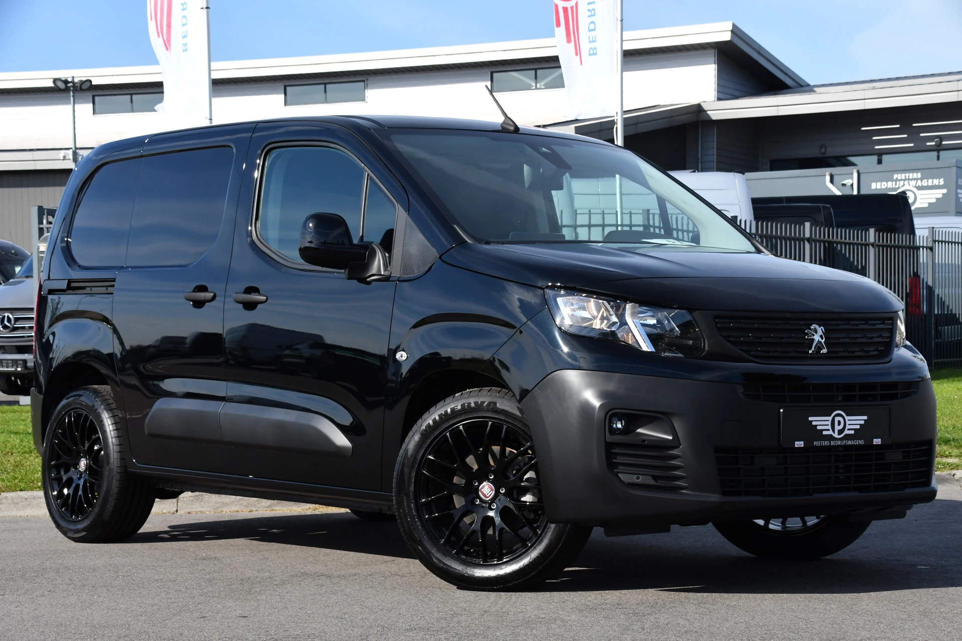 Hoofdafbeelding Peugeot Partner