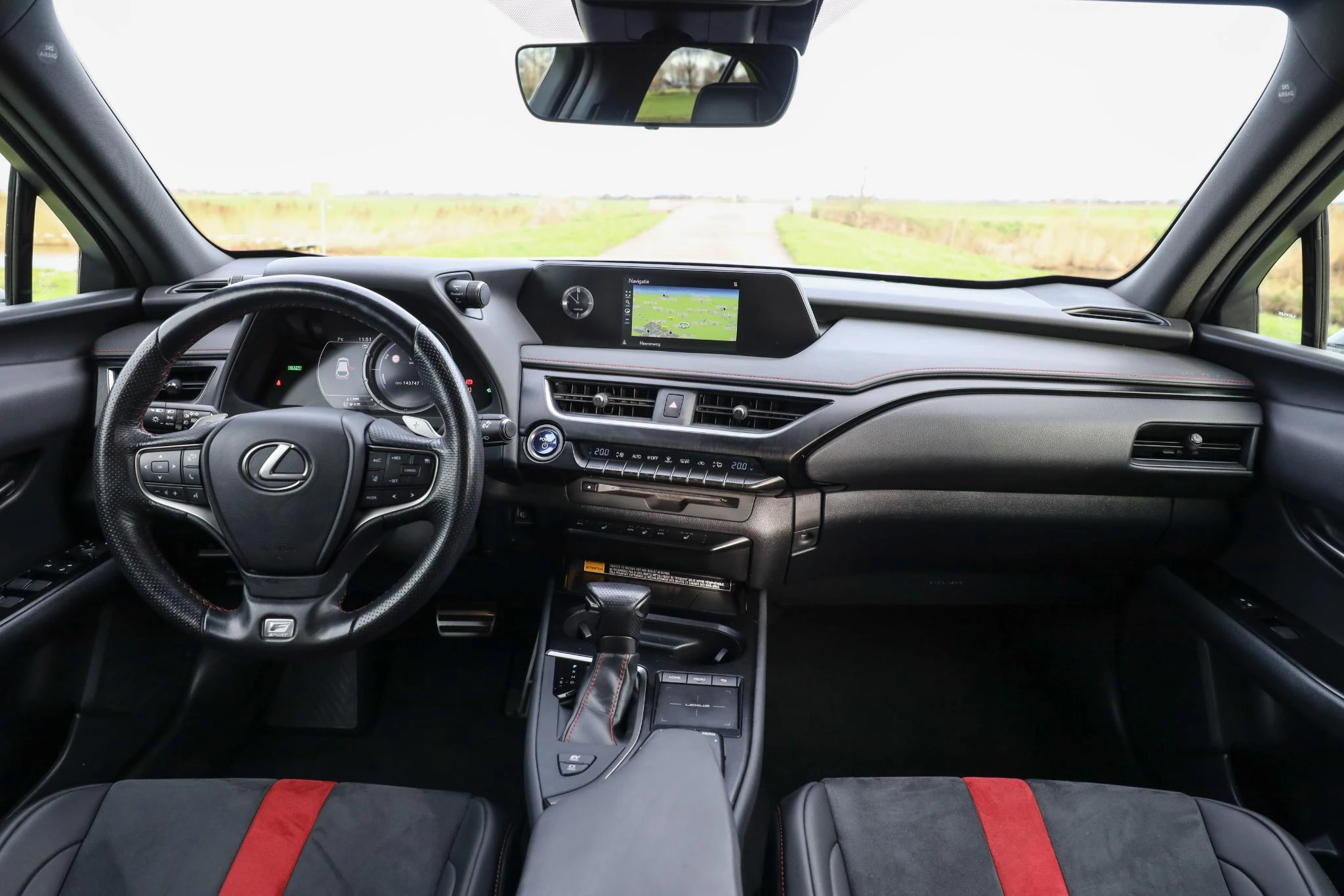 Hoofdafbeelding Lexus UX