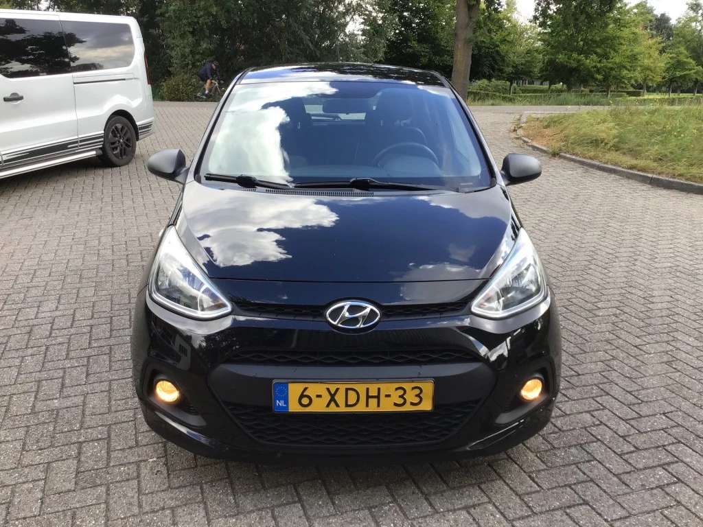 Hoofdafbeelding Hyundai i10