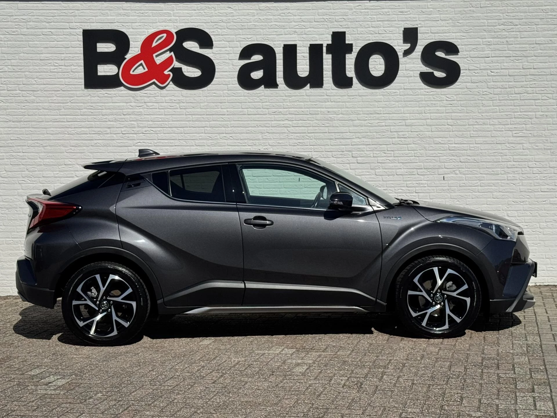 Hoofdafbeelding Toyota C-HR