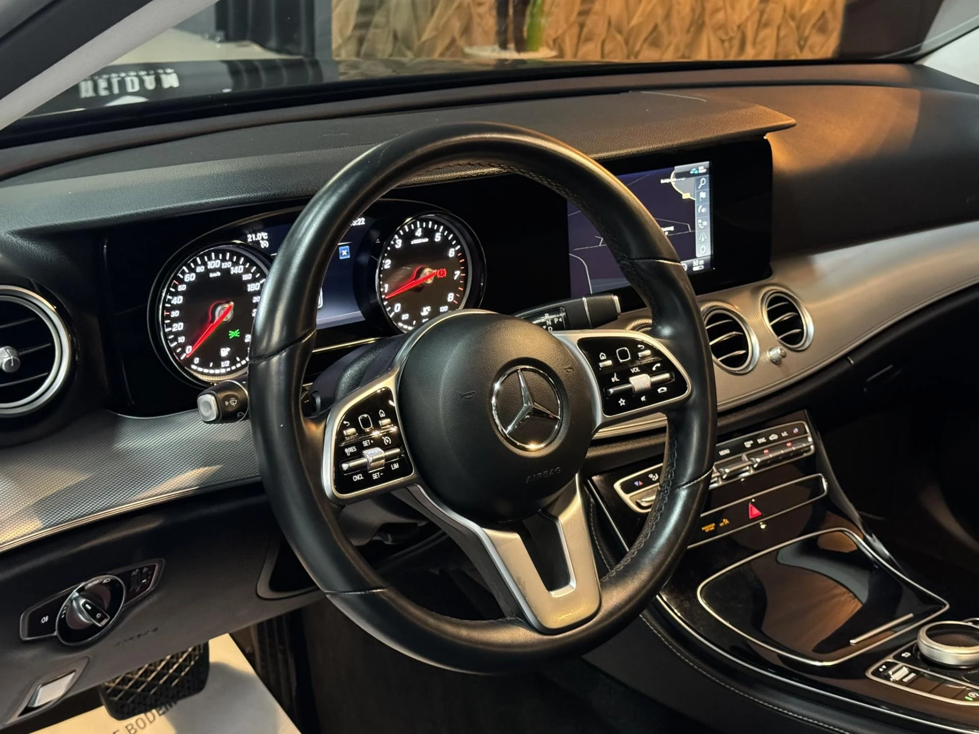 Hoofdafbeelding Mercedes-Benz E-Klasse