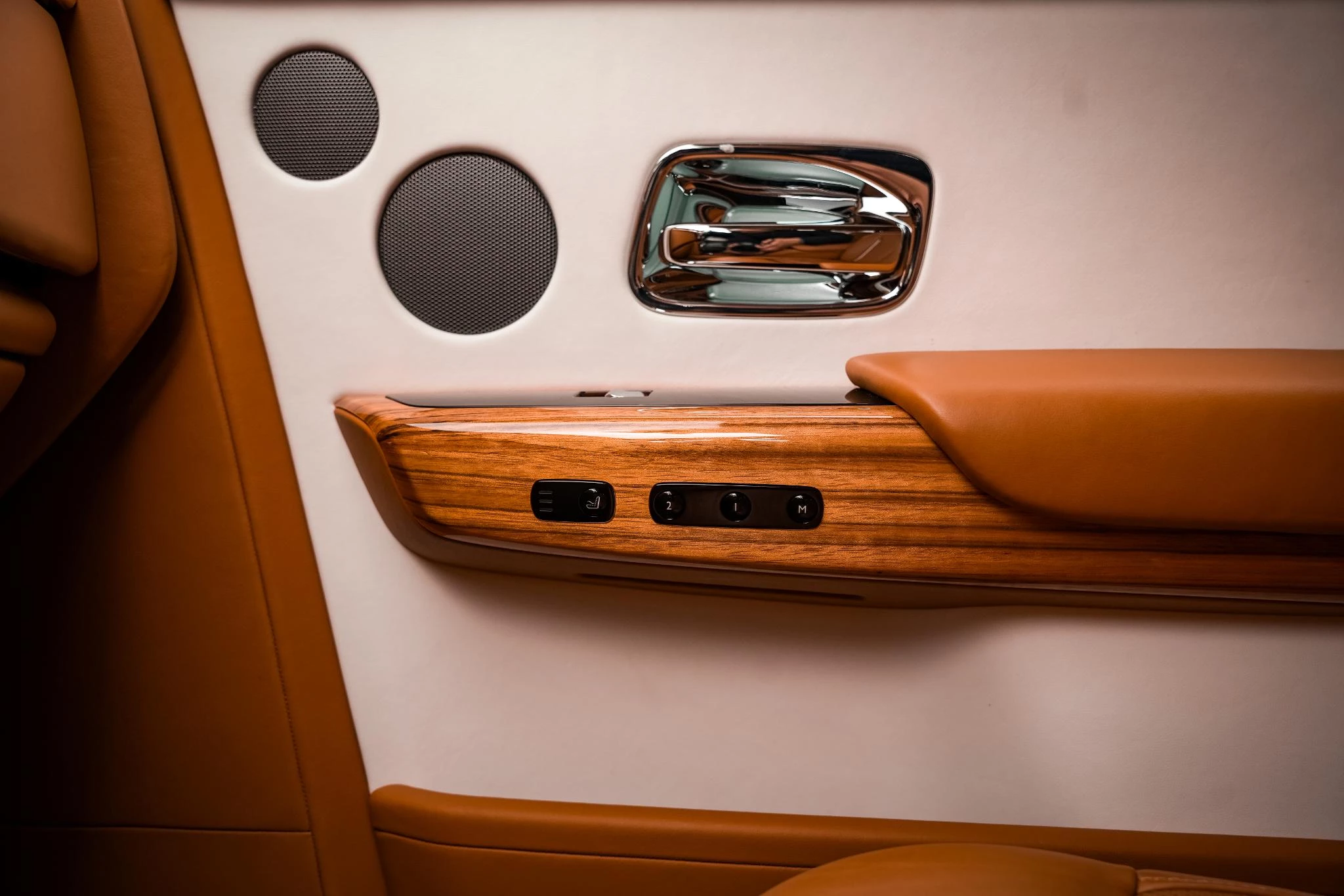 Hoofdafbeelding Rolls-Royce Phantom