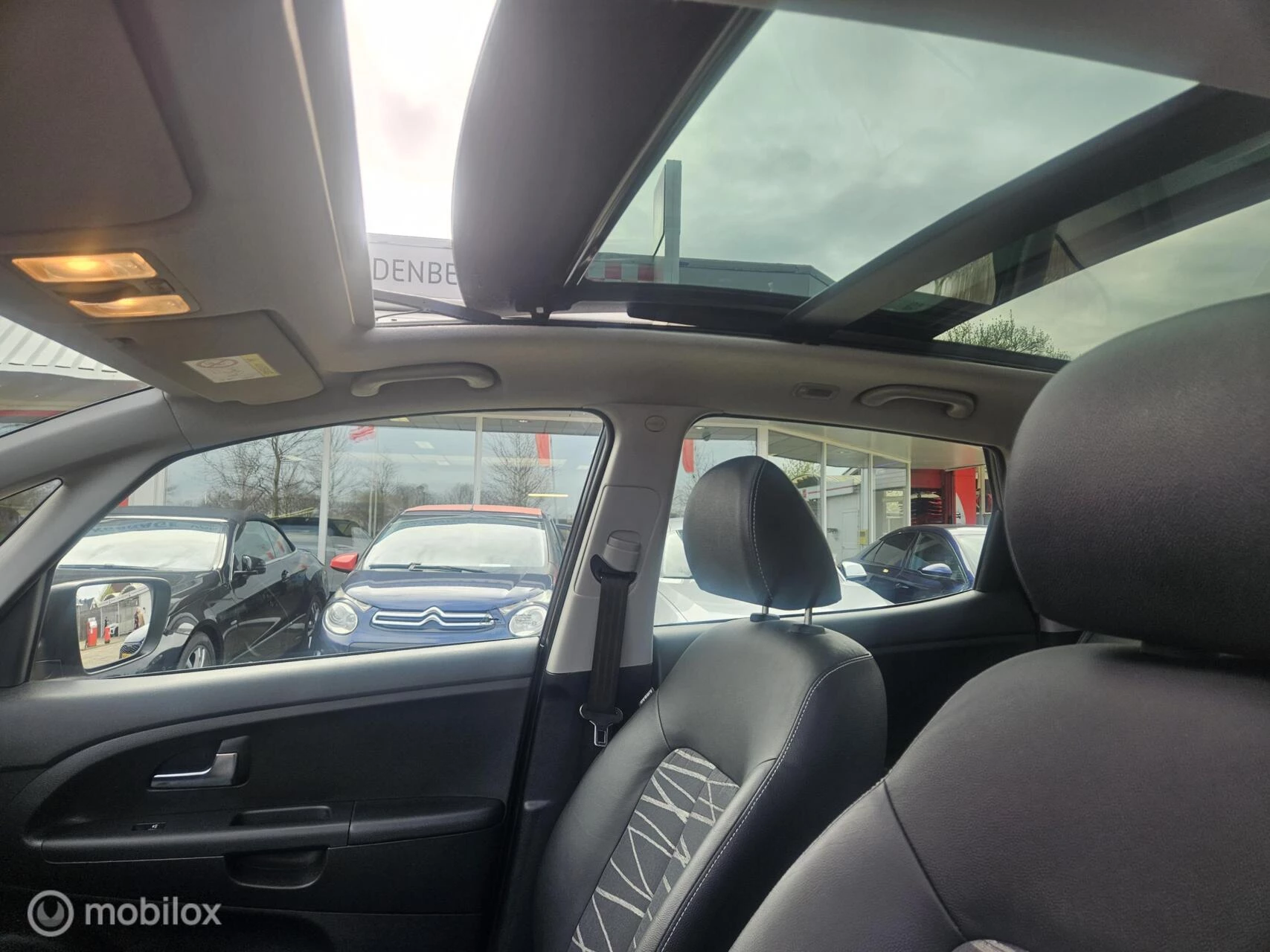Hoofdafbeelding Kia Venga