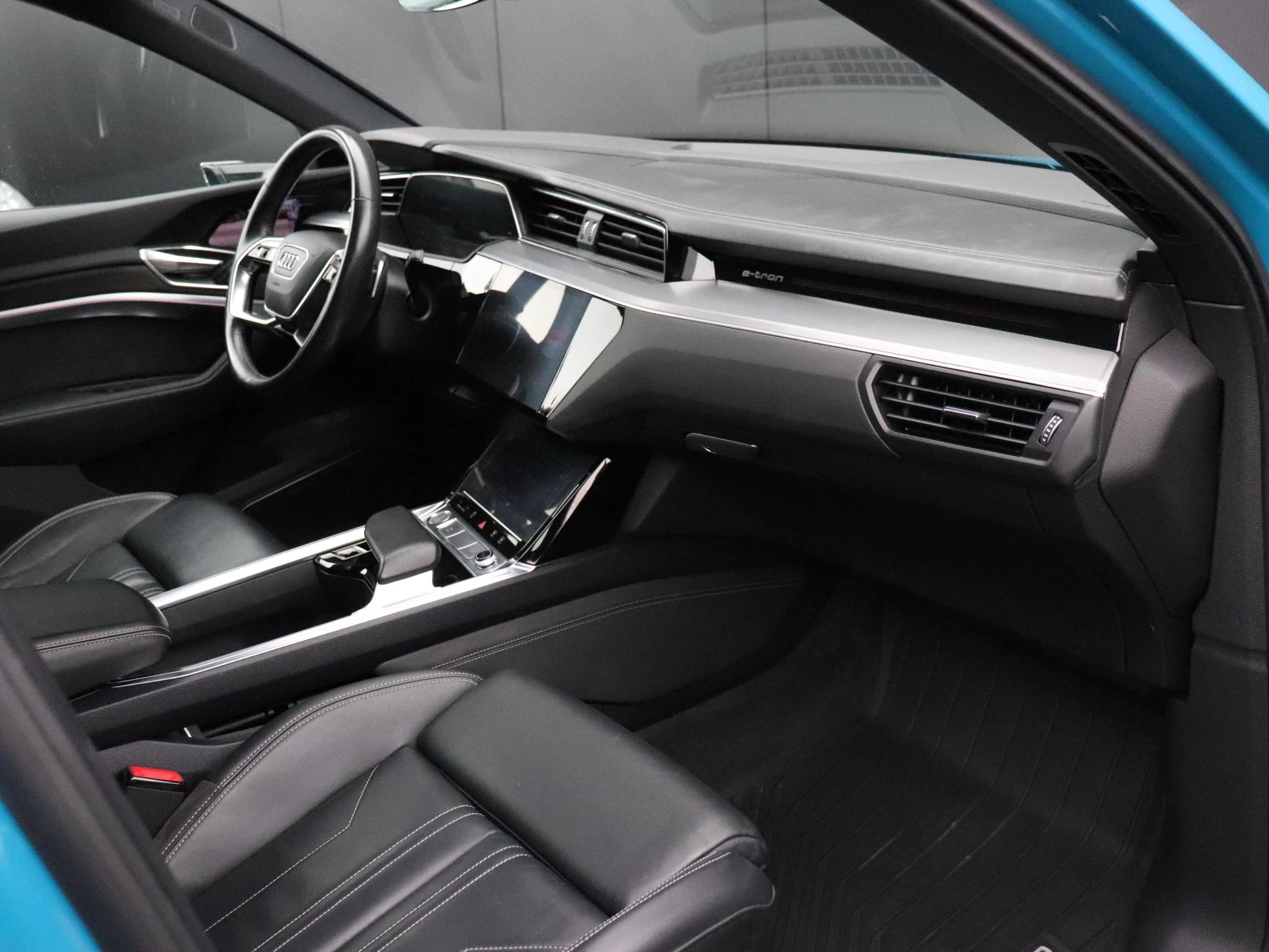 Hoofdafbeelding Audi e-tron